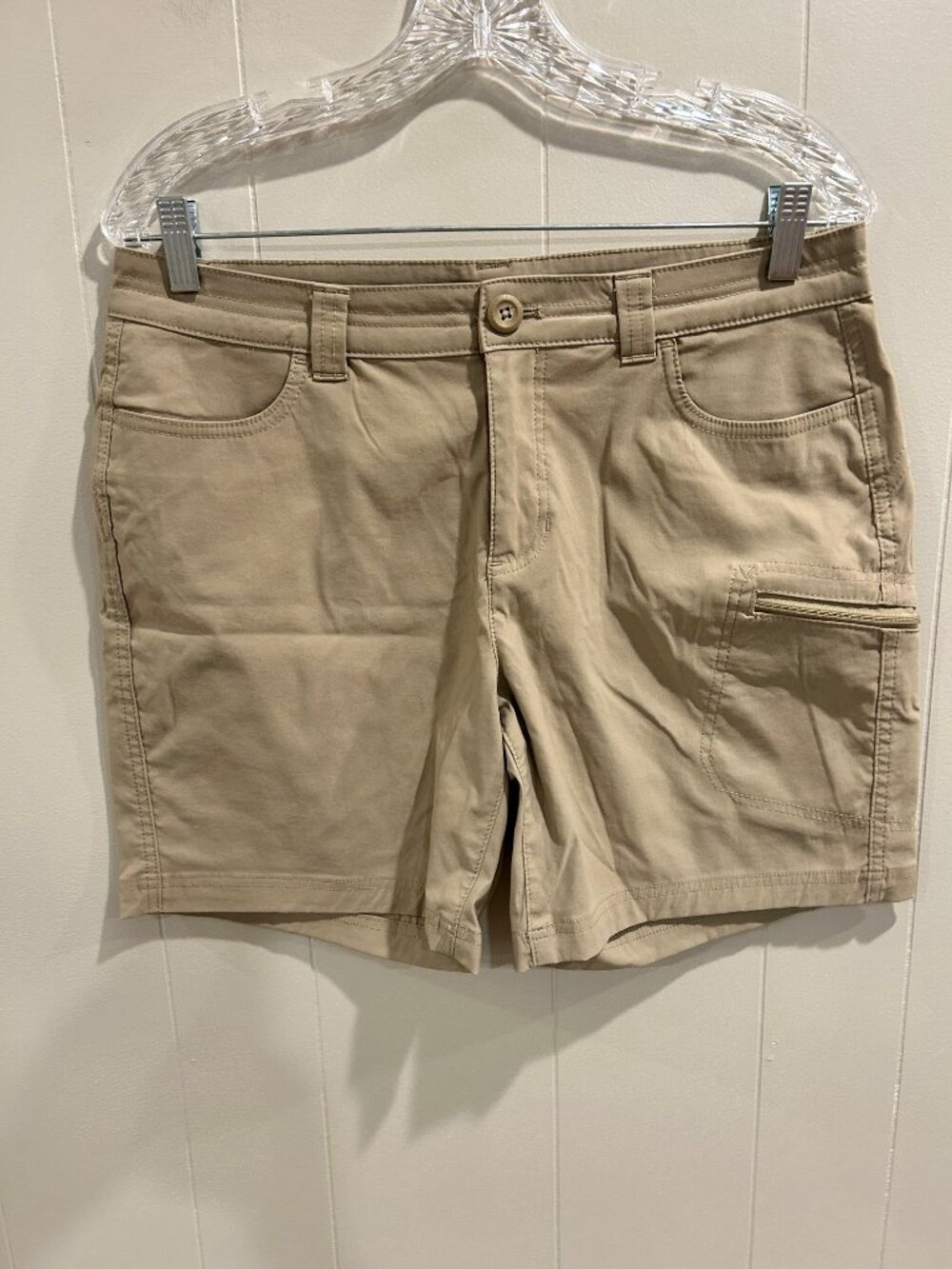 Women's Eddie Bauer Cargo Shorts, Size 10